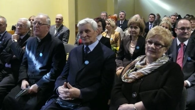 Tczew - Szkoła Podstawowa nr 11 świętowała 40-lecie