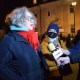 Tczew - Zbiórka podpisów pod projektem "Legalna aborcja". Narodowcy czekali z mopem. Marta Lempart w Tczewie