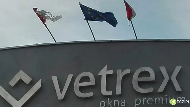 Tczew - Sponiewierana flaga Polski