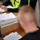 Tczew - Policjanci otrzymali informację, że ulicą idzie mężczyzna z narkotykami...
