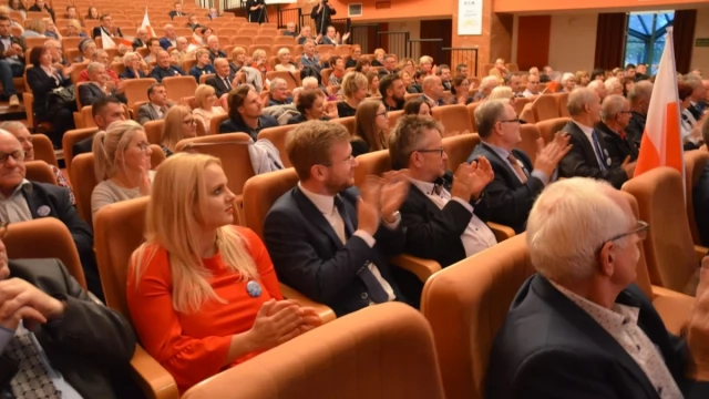 Tczew - Członkowie PiS spotkali się w Tczewie na konwencji. W powiecie chcą walczyć o 4 samorządy