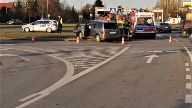 Tczew - Kierowca opla stracił prawo jazdy za spowodowanie wypadku