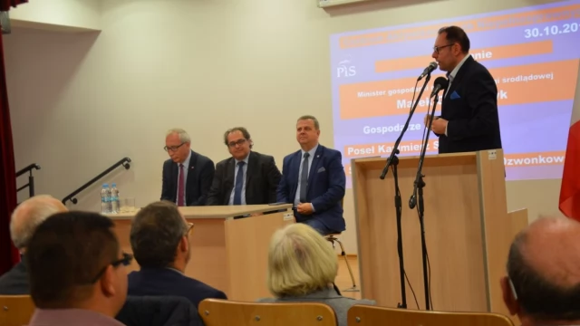 Tczew - Minister Gróbarczyk o planach ożywienia żeglugi śródlądowej. Wraca pomysł portu w Tczewie