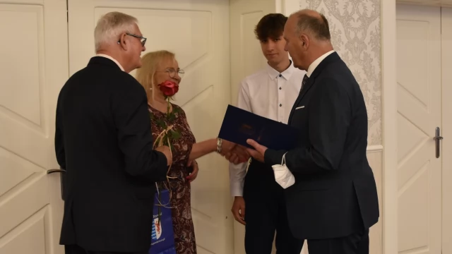 Tczew - I Gala "Absolwent Roku" - najlepsi uczniowie wyróżnieni