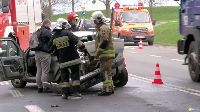 Tczew - Wypadek w Czarlinie [Wideo]