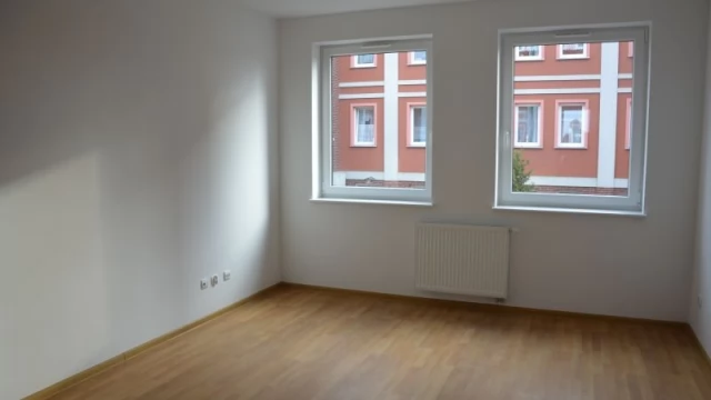Tczew - Nowy blok komunalny na Prostej. Lokatorzy odebrali klucze