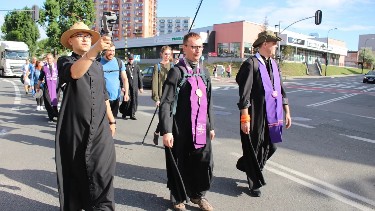 Tczew - Pielgrzymka idzie do Częstochowy. Ze względu na COVID jest inna niż zwykle