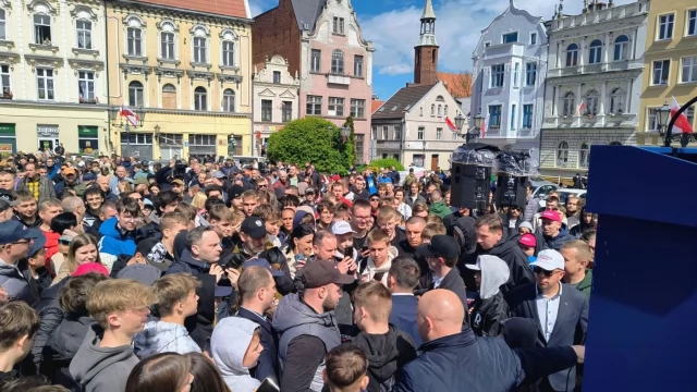 Tczew - Sławomir Mentzen w Tczewie "Klasa polityczna nam nie wyszła"