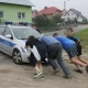 Tczew - Dobry uczynek tczewskich pielgrzymów. Pomogli policjantom