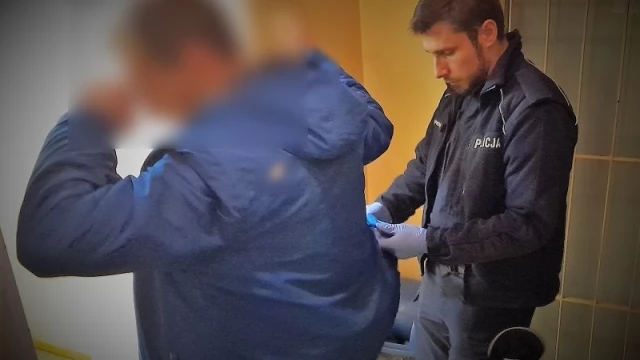 Tczew - Kryminalni zatrzymali trzech poszukiwanych