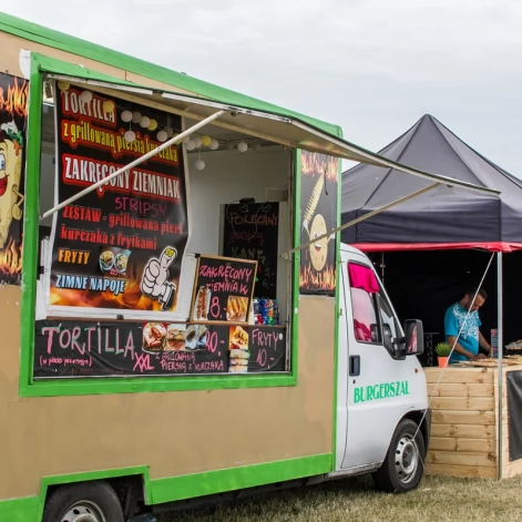 Tczew - Foodtrucki i Flyball nad Wisłą