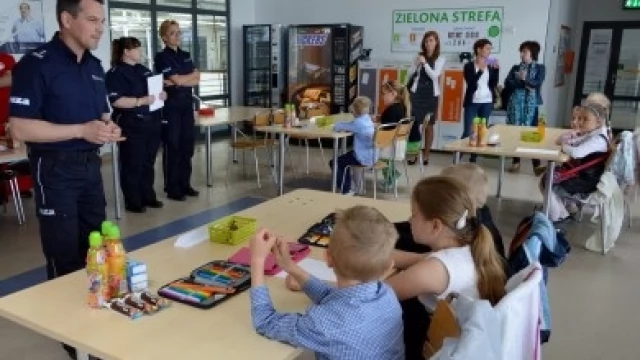 Tczew - Dzieciaki sprawdzały swoją wiedzę o pracy policji