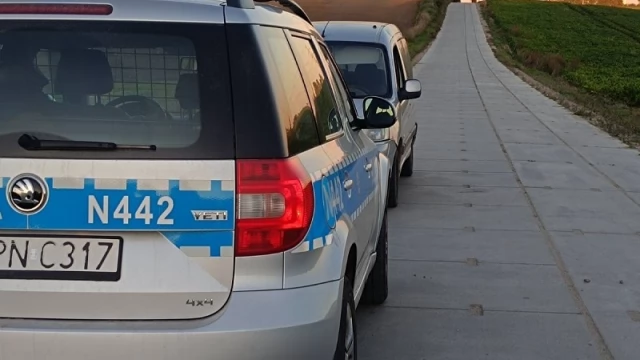 Tczew - Pijana matka wiozła rodzinę. Jedno z dzieci bez fotelika, samochód z niesprawnym oświetleniem