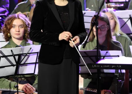 Tczew - Kasia Cerekwicka i Harcerska Orkiestra Dęta rozpoczęli Rok Jubileuszowy CKiS