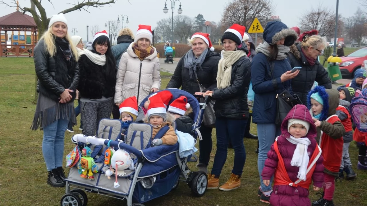 Tczew - Dzieci z Tczewa dostały na Mikołajki plac zabaw