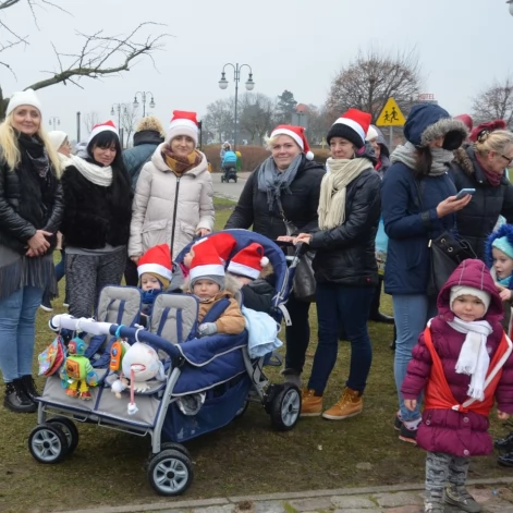 Tczew - Dzieci z Tczewa dostały na Mikołajki plac zabaw