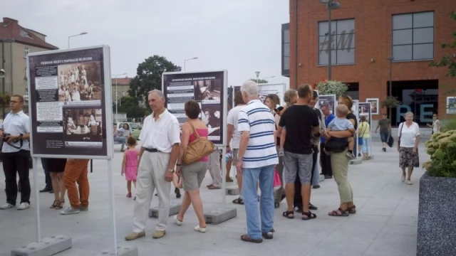 Tczew - "Grzegorz Ciechowski - flagowy muzyk z Tczewa" - można już oglądać wystawę 