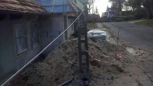 Tczew - Wichura na Pomorzu. Pracowita niedziela dla strażaków i energetyków