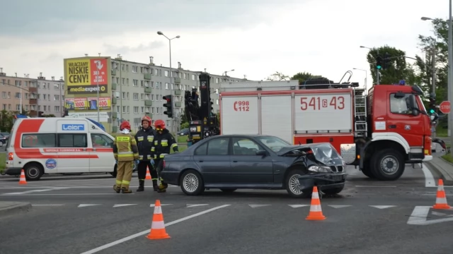 Tczew - Duże utrudnienia - wypadek w okolicy ronda Jana Pawła II. Wcześniej w Subkowach