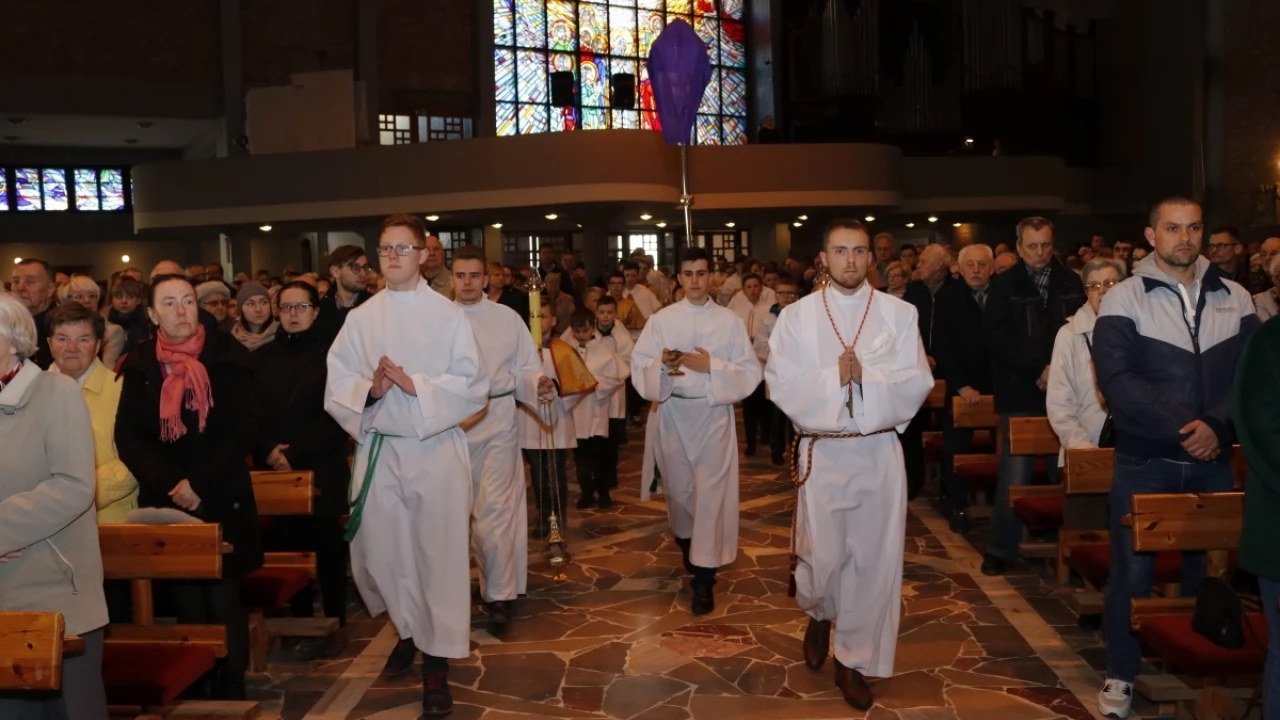 Tczew - Wielki Czwartek w parafii NMP Matki Kościoła