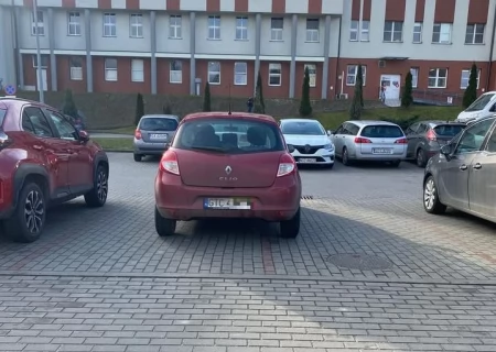 Tczew - Kiedy nauczą się parkować? Nie ma jak z dzieckiem do lekarza pójść...