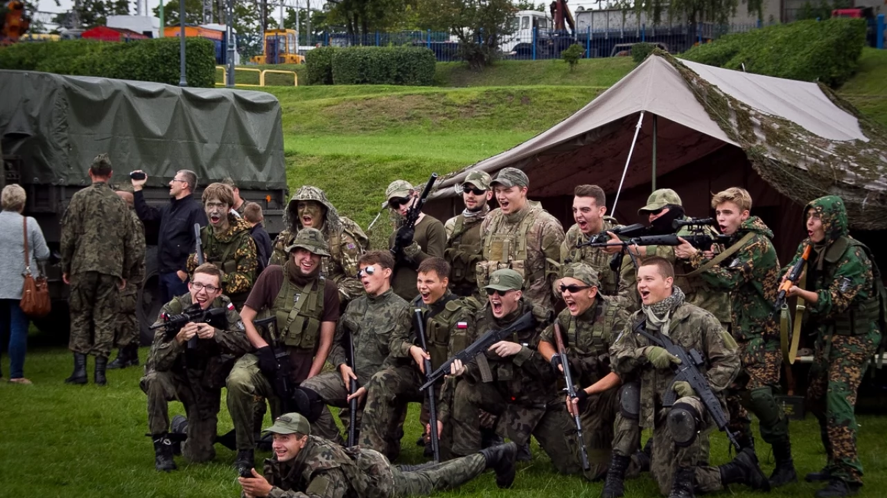 Tczew - Piknik historyczno - militarny na bulwarze