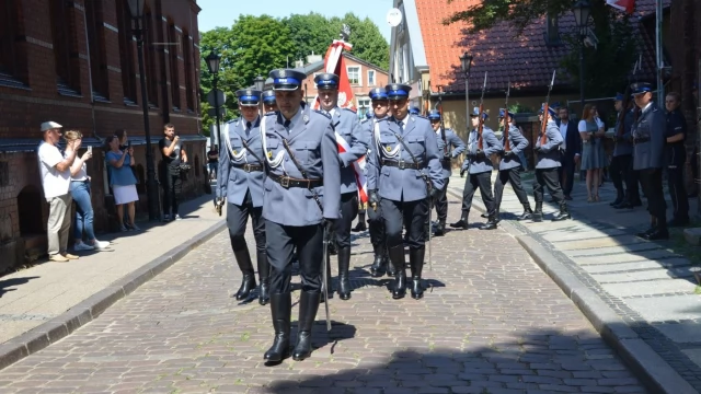 Tczew - Policjanci z całego województwa świętowali w Tczewie