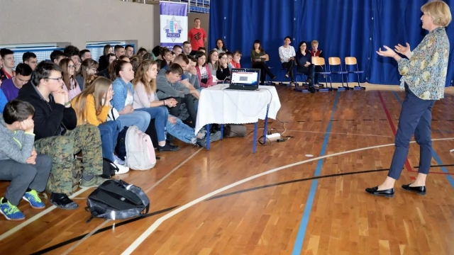 Tczew - Debatowali o cyberzagrożeniach