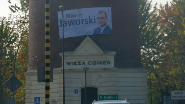Tczew - Plakaty, banery, przyczepki... To już ostatnie godziny kampanii