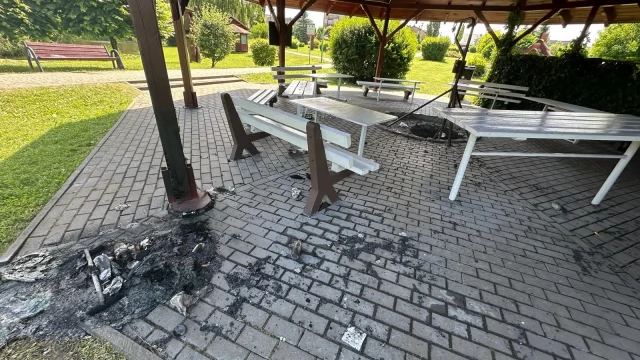 Tczew - Chuligański wybryk na Górkach. Mogli spalić wiatę