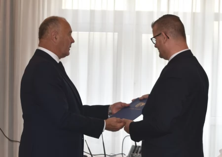 Tczew - Starosta wyróżnił nauczycieli