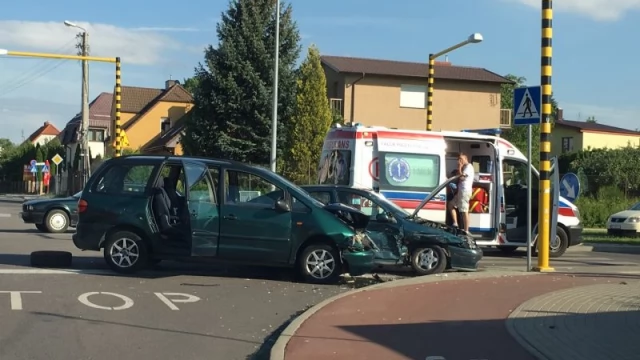 Tczew - Kociewska/Żwirki. Zderzenie dwóch osobówek, w jednym z aut pięciolatek