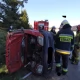 Tczew - Wielgłowy. Osobówka na boku na poboczu jezdni