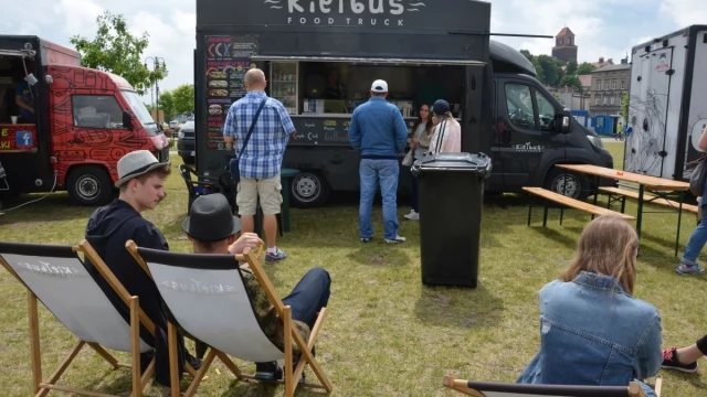 Tczew - Ale pysznie! Na bulwarze zagościły food trucki