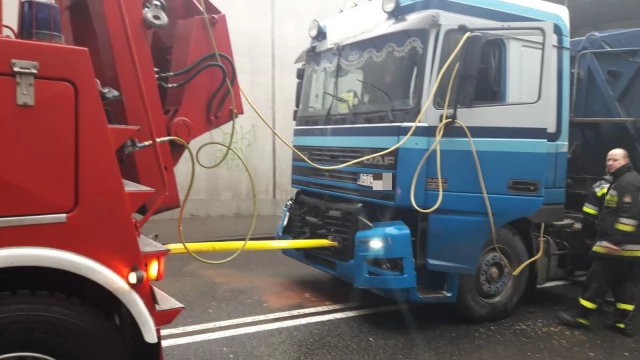 Tczew - Niebezpiecznie na drogach - wypadek i kolizja 5 aut