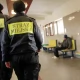 Tczew - Leżał na przystanku. Policjant i strażnik reanimowali nieprzytomnego mężczyznę