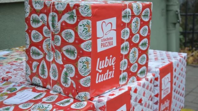 Tczew - Świąteczne paczki dla 28 rodzin