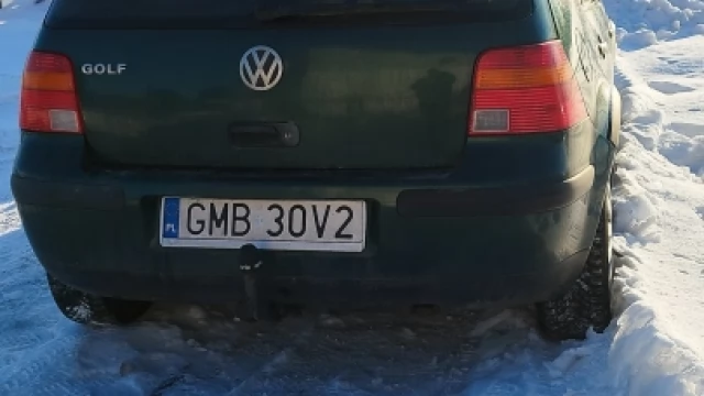 Tczew - VW Golf 4 1, 4 benz