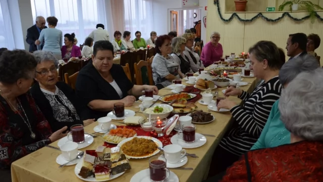 Tczew - Starsi, samotni, potrzebujący zasiedli przy wigilijnym stole