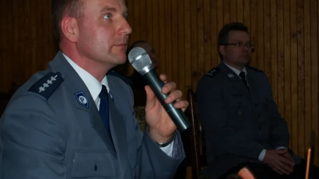 Tczew - Z seniorami o bezpieczeństwie. O co pytali policjantów?