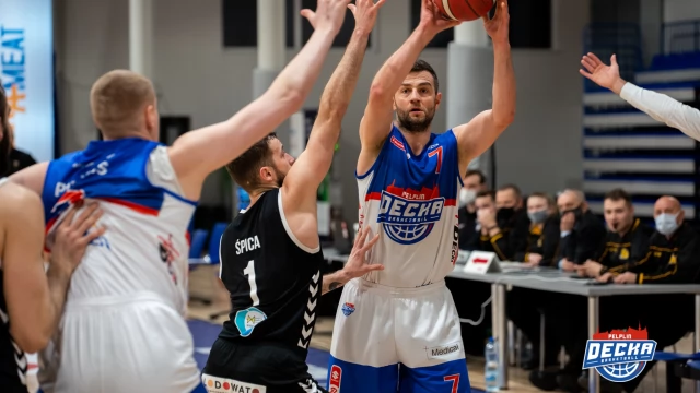 Tczew - GKS Tychy za silne dla DECKI PELPLIN