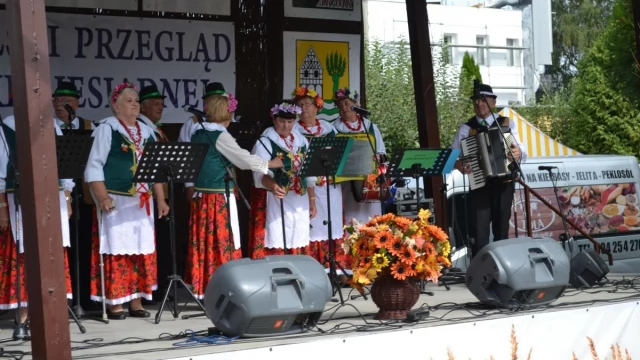 Tczew - XXIV Jesienne Targi Ogrodnicze w Starym Polu z tczewskimi akcentami
