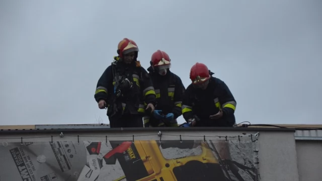 Tczew - Pożar na Jagiellońskiej 55. Na miejscu 8 zastępów straży [AKTUALIZACJA]