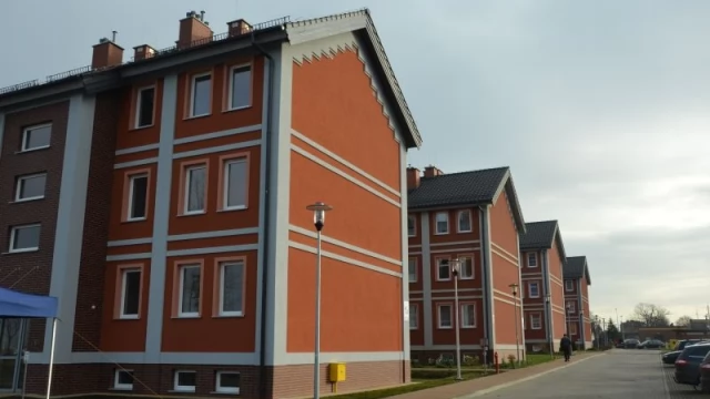 Tczew - Nowy blok komunalny na Prostej. Lokatorzy odebrali klucze