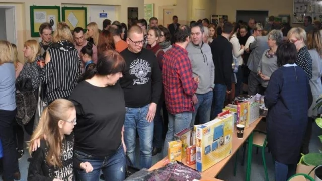 Tczew - Wzruszona rodzina dziękuje. Zatańczyli dla chorego Tomasza Pawłowskiego