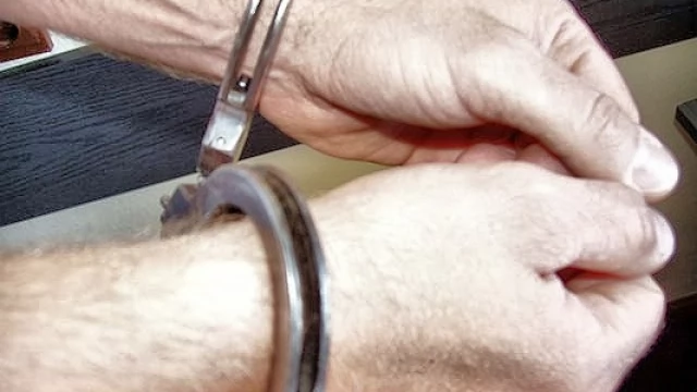 Tczew - Poprosił w komisie o pokazanie telefonu i wyszedł... jak gdyby nigdy nic