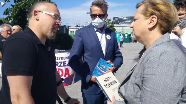 Tczew - Anna Fotyga w Tczewie w ramach akcji #ŁączyNasPolska