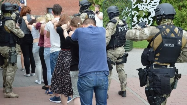 Tczew - Uczyli się, jak reagować na wypadek ataku terrorystycznego