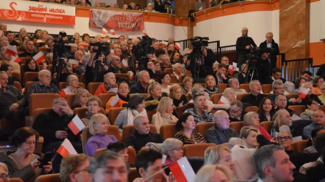Tczew - Karol Nawrocki w Tczewie o pakcie migracyjnym i zielonym ładzie