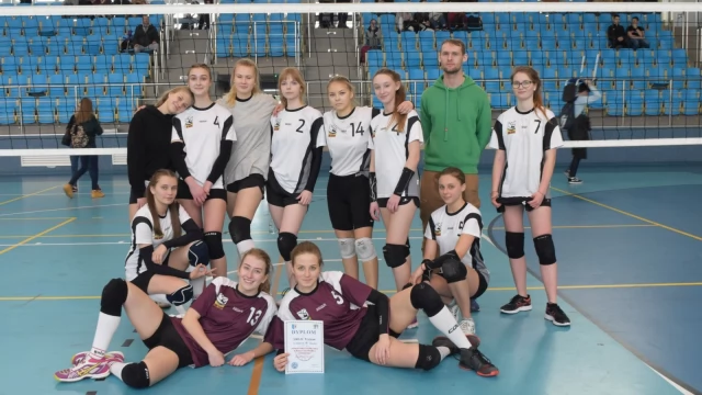 Tczew - Powiatowa Licealiada w Piłce Siatkowej Dziewcząt